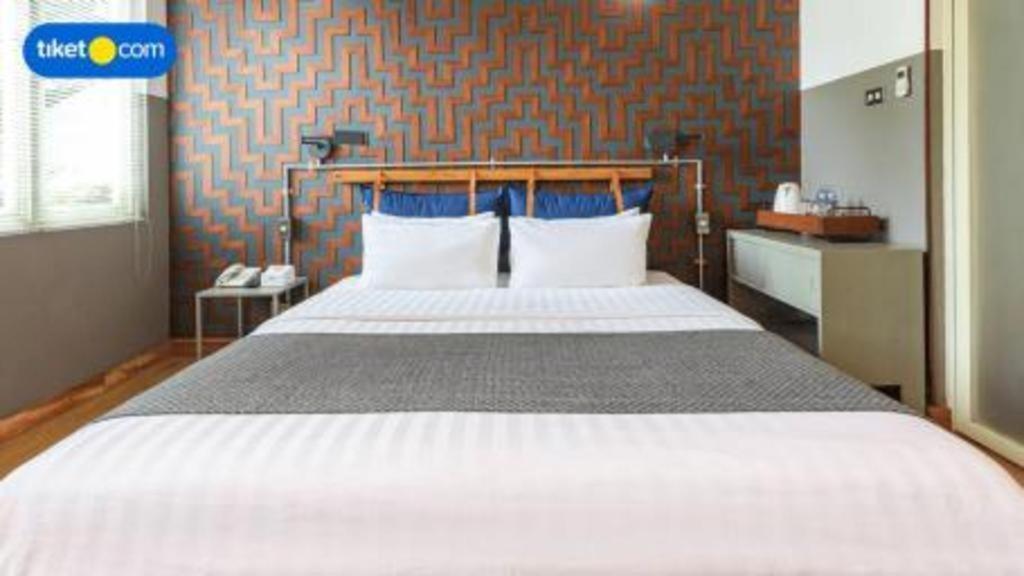 The House Tour Middletown Hotel Bandung Exterior photo