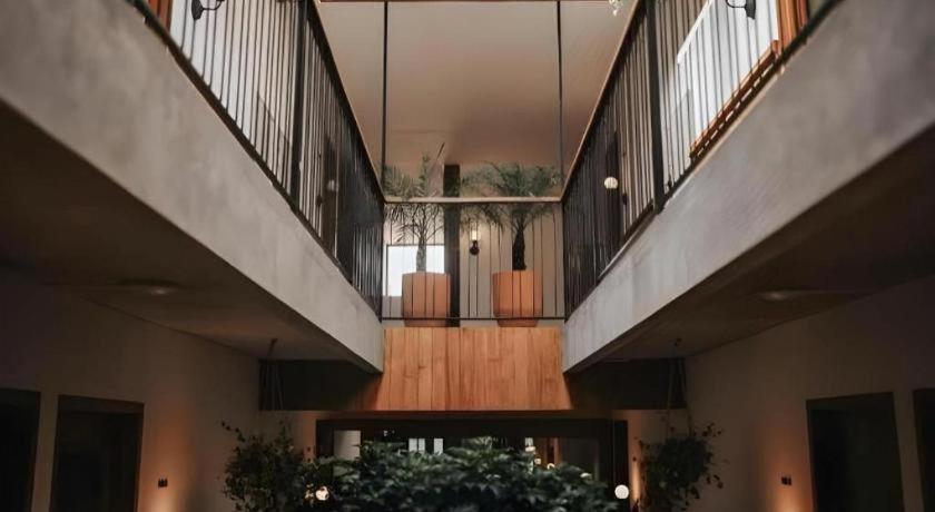 The House Tour Middletown Hotel Bandung Exterior photo